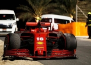 开云体育登录-包含梅赛德斯碾压威廉姆斯，拉塞尔状态火热的词条