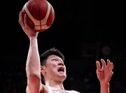 开云下载-国王力克福建队，胡金秋扛起全队