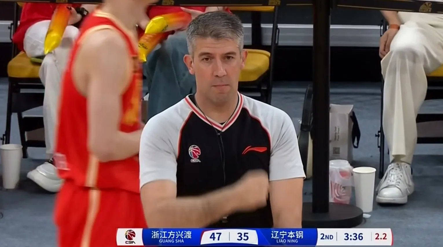 关于客场失利后主教练发飙,表示需要外援补强的信息 关于客场失利后主教练发飙,表示需要外援补强的信息