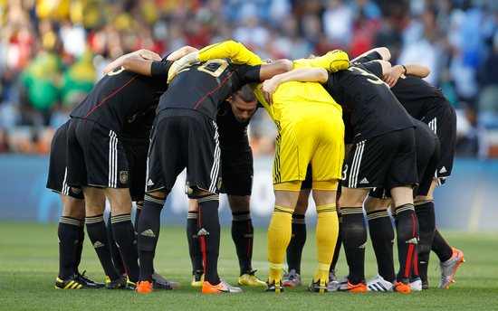 德国队士气高昂，为夺冠全力以赴的简单介绍