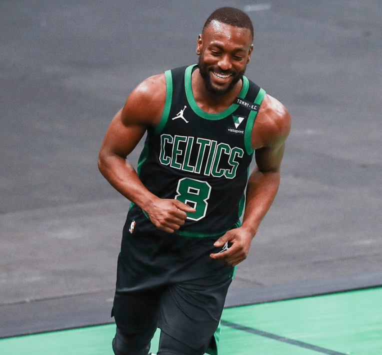 包含中场核心暴发户，领队斩获三分的词条