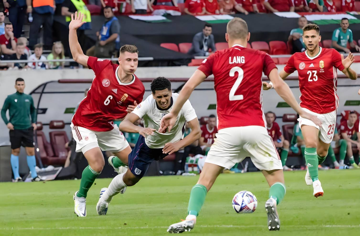 关于看点频现，欧洲赛场激战连连的信息